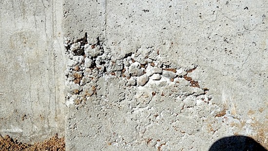 Honeycombs in Concrete - Their Causes and Remedies