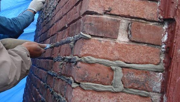 Pointing in Brickwork Construction