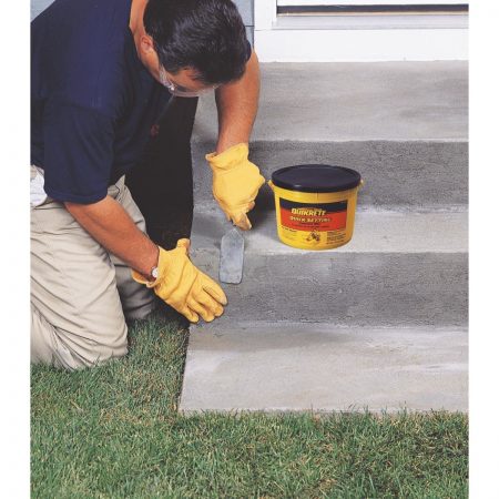 Repair of steps edges with quick setting cement