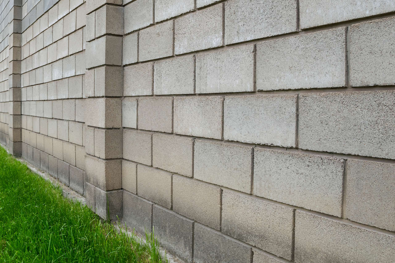concrete block wall construction