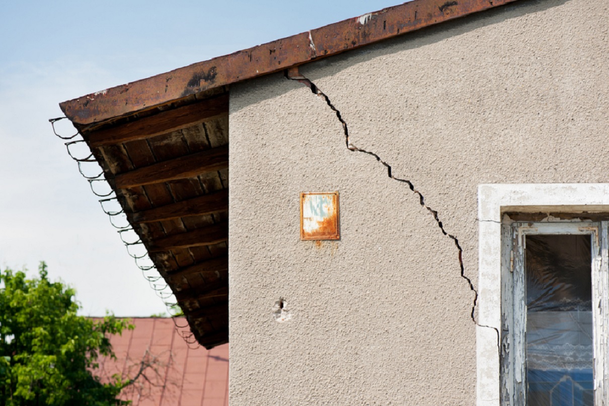 What Are The Signs Of Soil Subsidence? - The Constructor